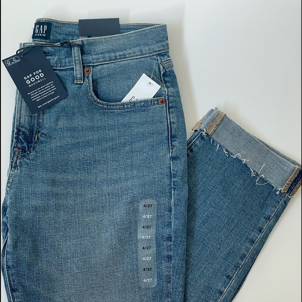 Gap Girl Friend Jeans Brand New